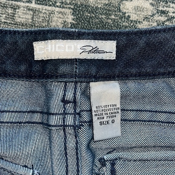 Chico’s platinum women’s denim sipper jeans Size 0 equals US 4 - Picture 8 of 11